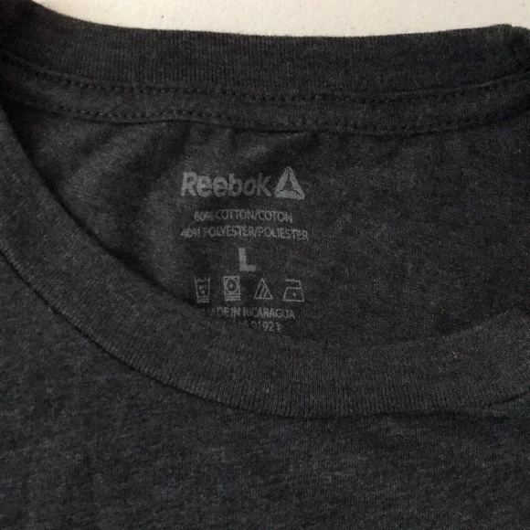 ⭐️Last One!⭐️Men’s Reebok Shirt - Picture 6 of 8